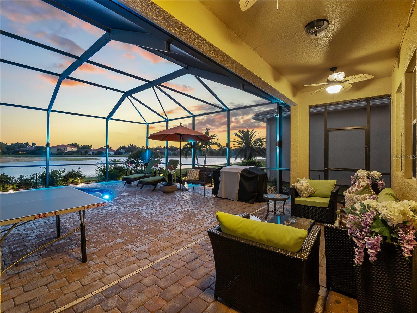 RIVER CLUB - Residential