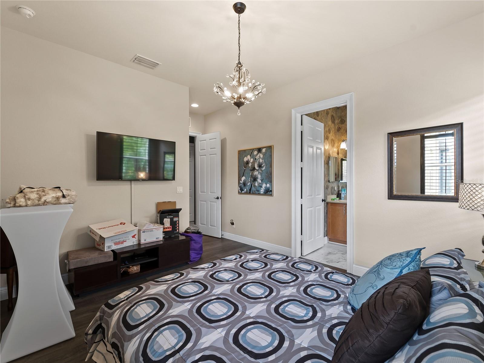 RIVER CLUB - Residential