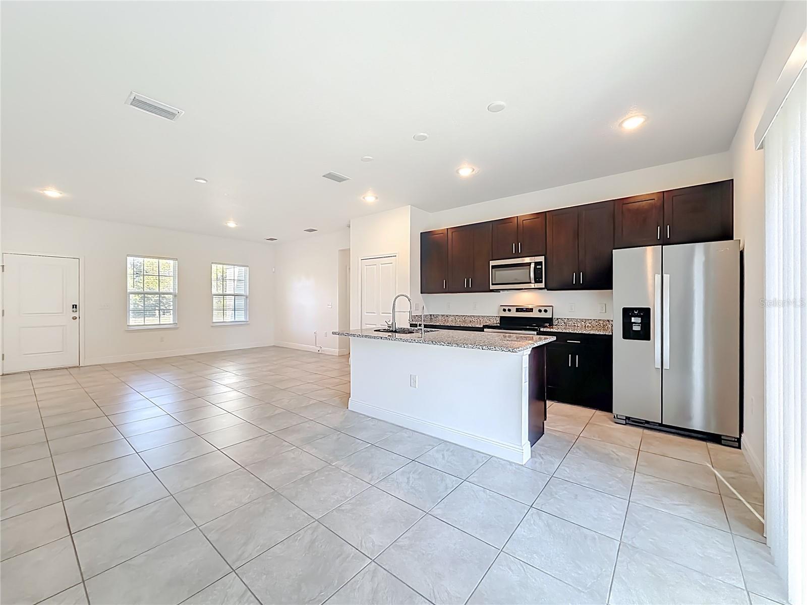 MARION OAKS UN 03 - Residential