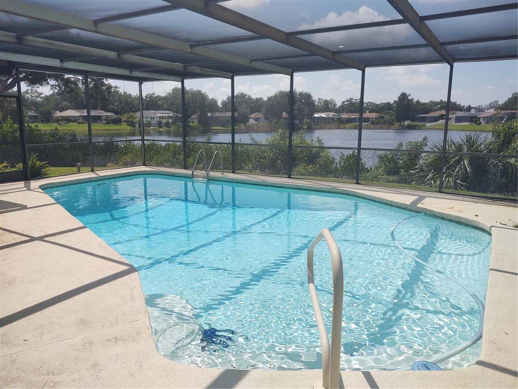 Photo of 619 Riviera Bay Drive NE, St Petersburg, FL 33702 (MLS # TB8533206)