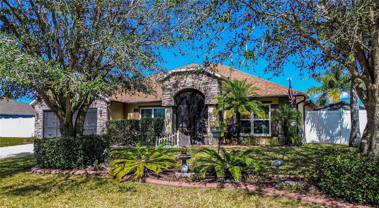 625 HATCHWOOD DRIVE
