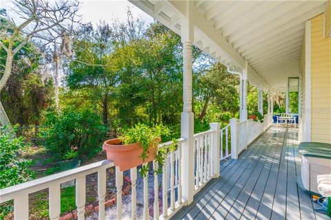 A home in TARPON SPRINGS