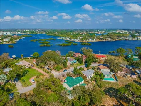 A home in TARPON SPRINGS