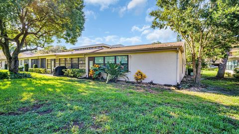 A home in TARPON SPRINGS