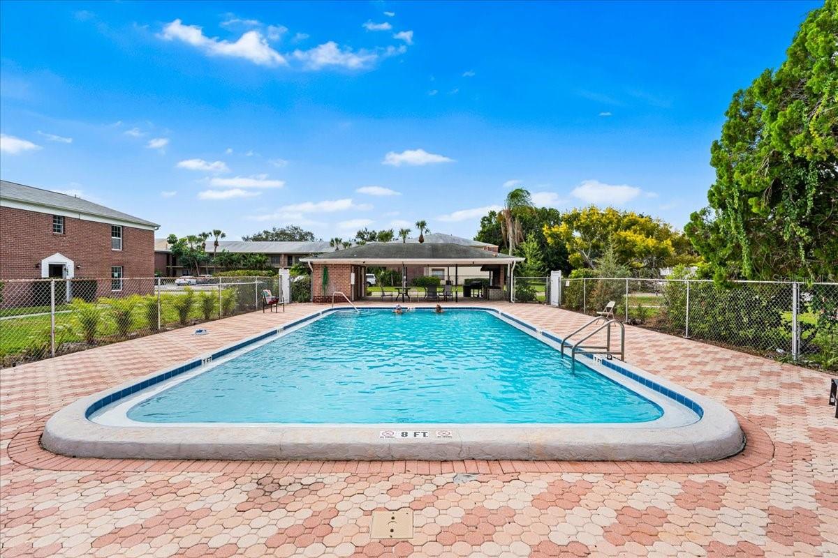 JAMESTOWN CONDO - Residential