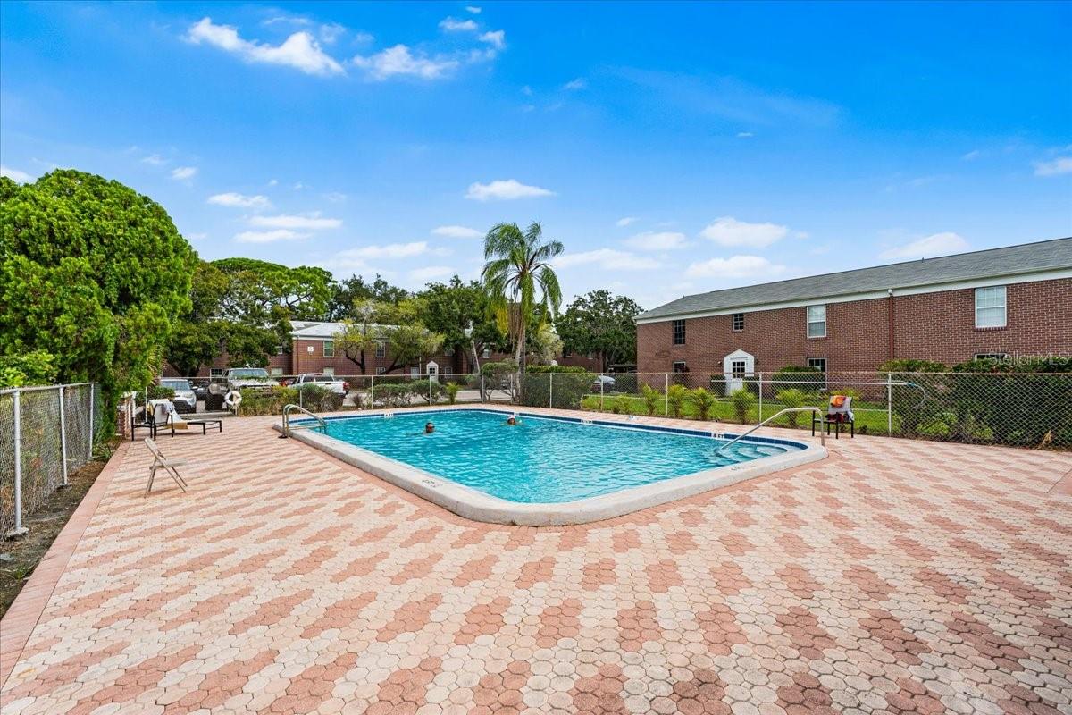 JAMESTOWN CONDO - Residential