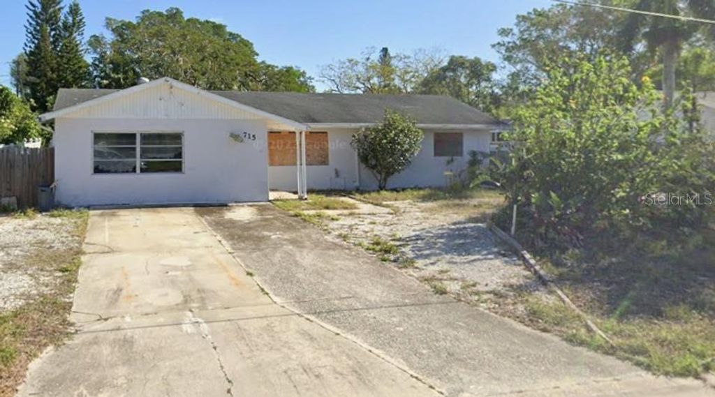 Photo of 715 60th Street NW, Bradenton, FL 34209 (MLS # A4666213)