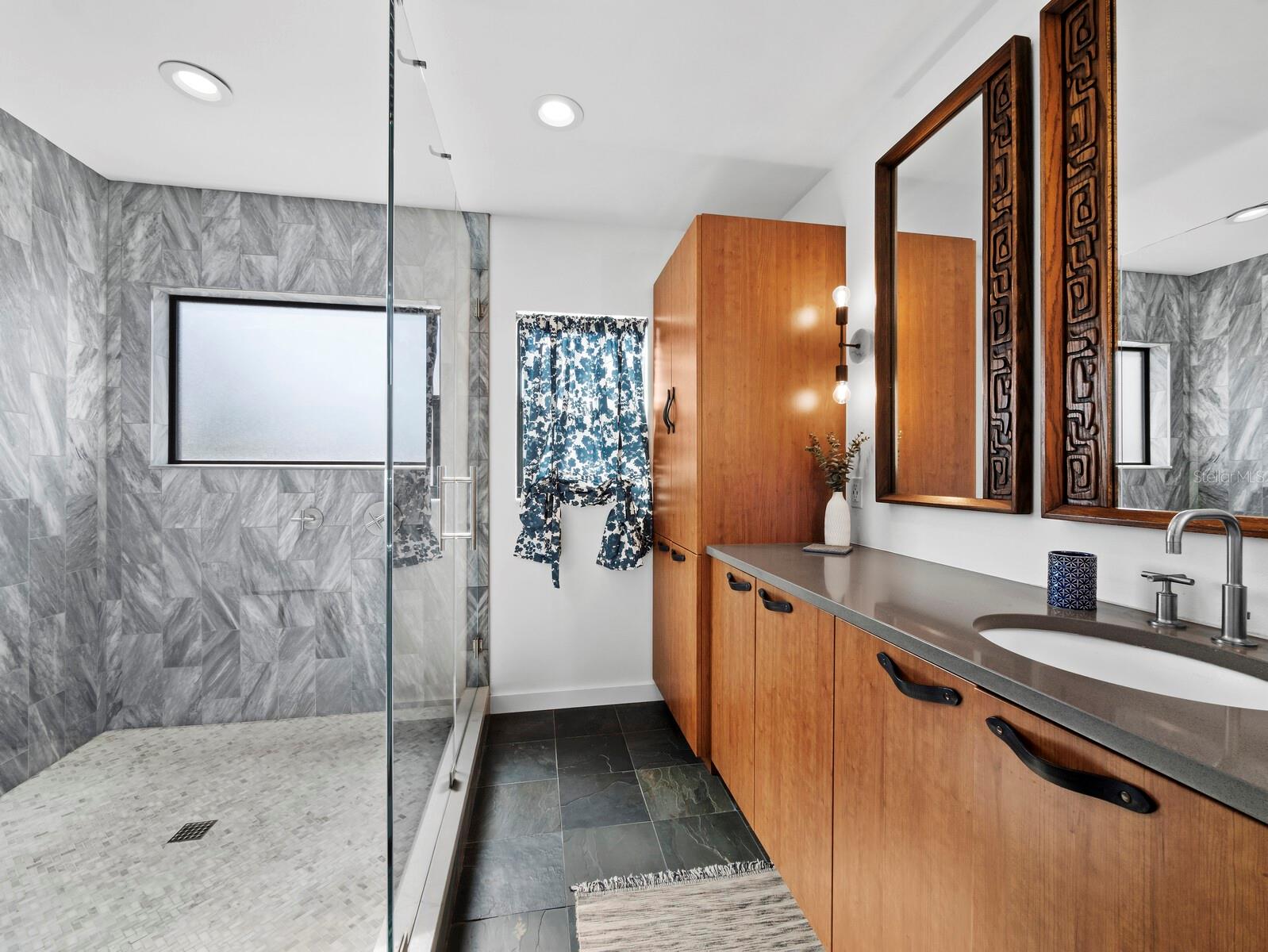 SLEEPY LAGOON PARK 2 - Residential