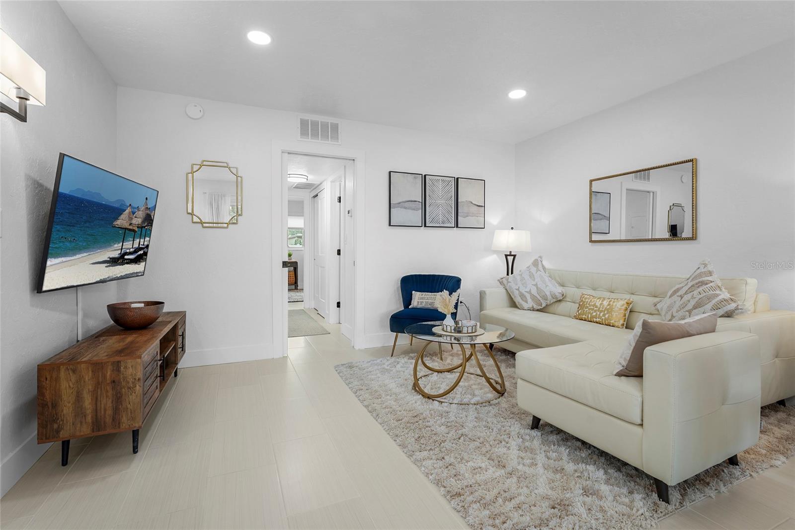 VILLA NAVARRA - Residential Lease