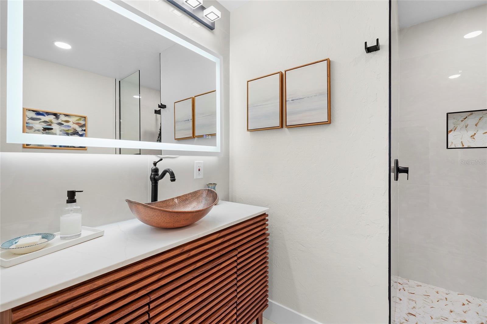 VILLA NAVARRA - Residential Lease