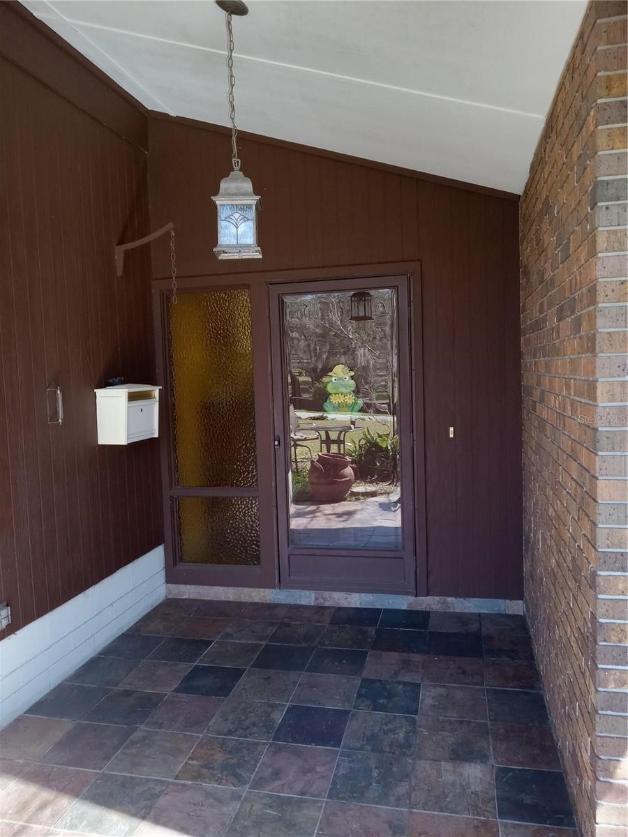 8136 NW 5TH COURT