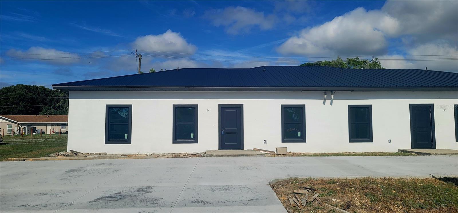 5255 CORONADO PARKWAY