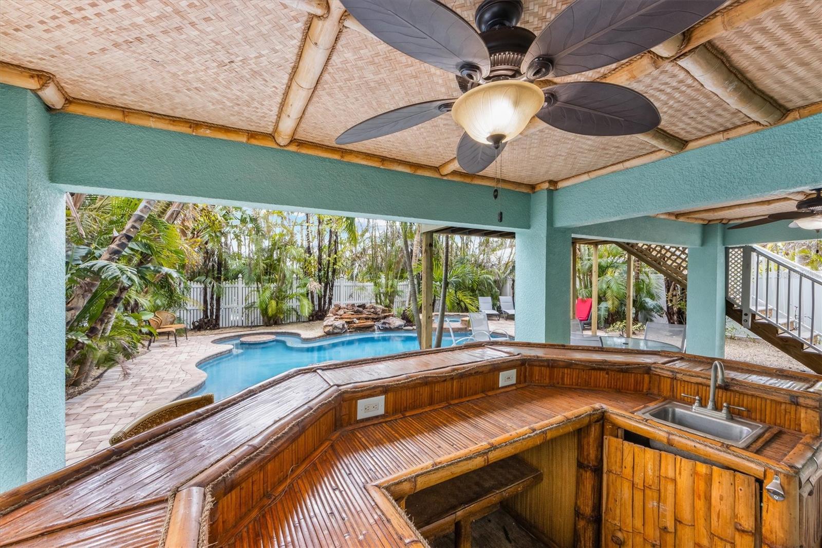 ANNA MARIA PARADISE - Residential