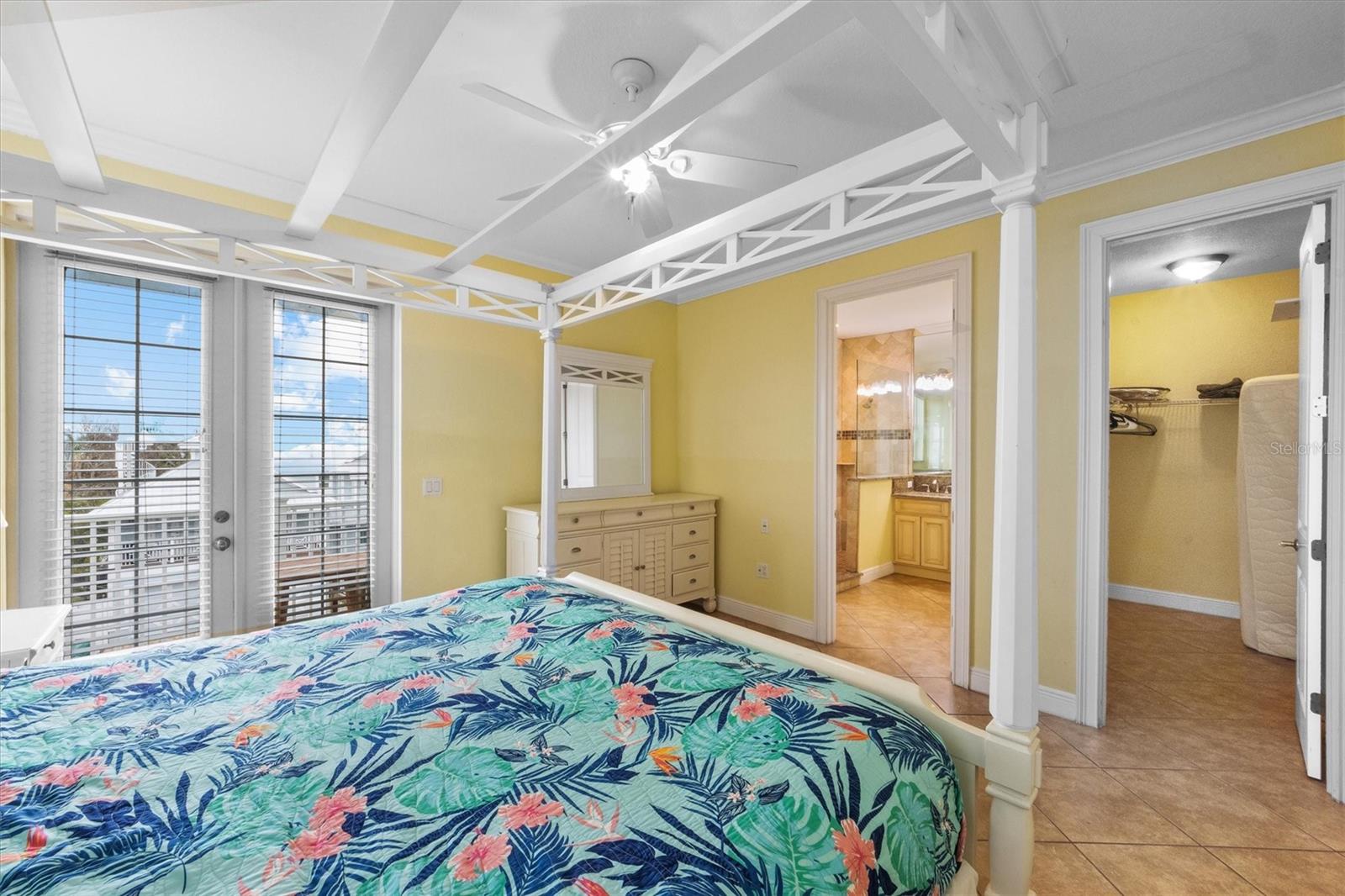 ANNA MARIA PARADISE - Residential