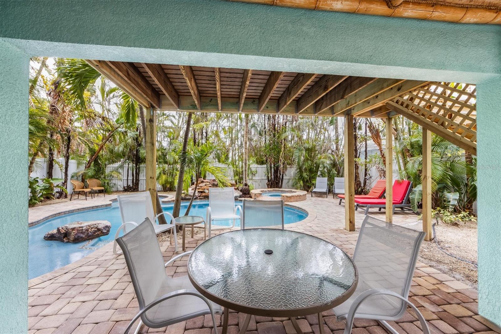 ANNA MARIA PARADISE - Residential