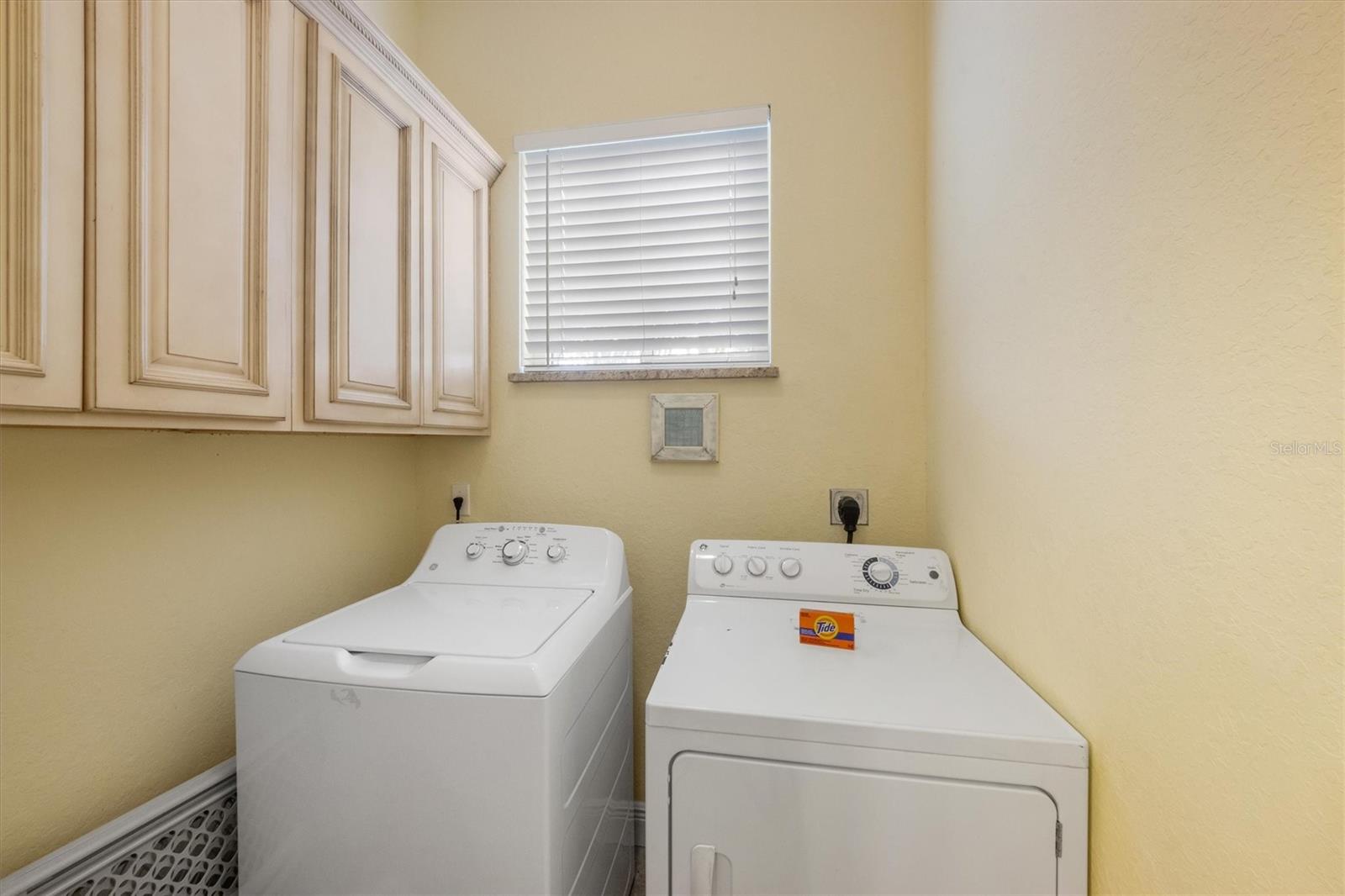 ANNA MARIA PARADISE - Residential