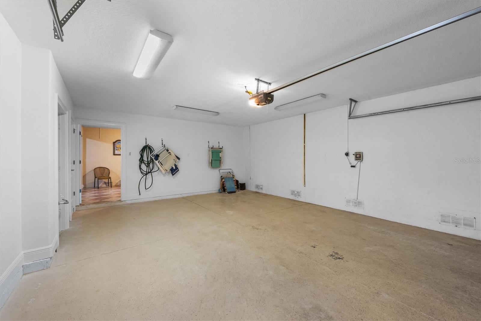 ANNA MARIA PARADISE - Residential