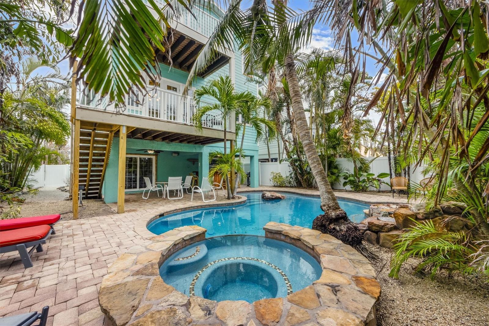 ANNA MARIA PARADISE - Residential