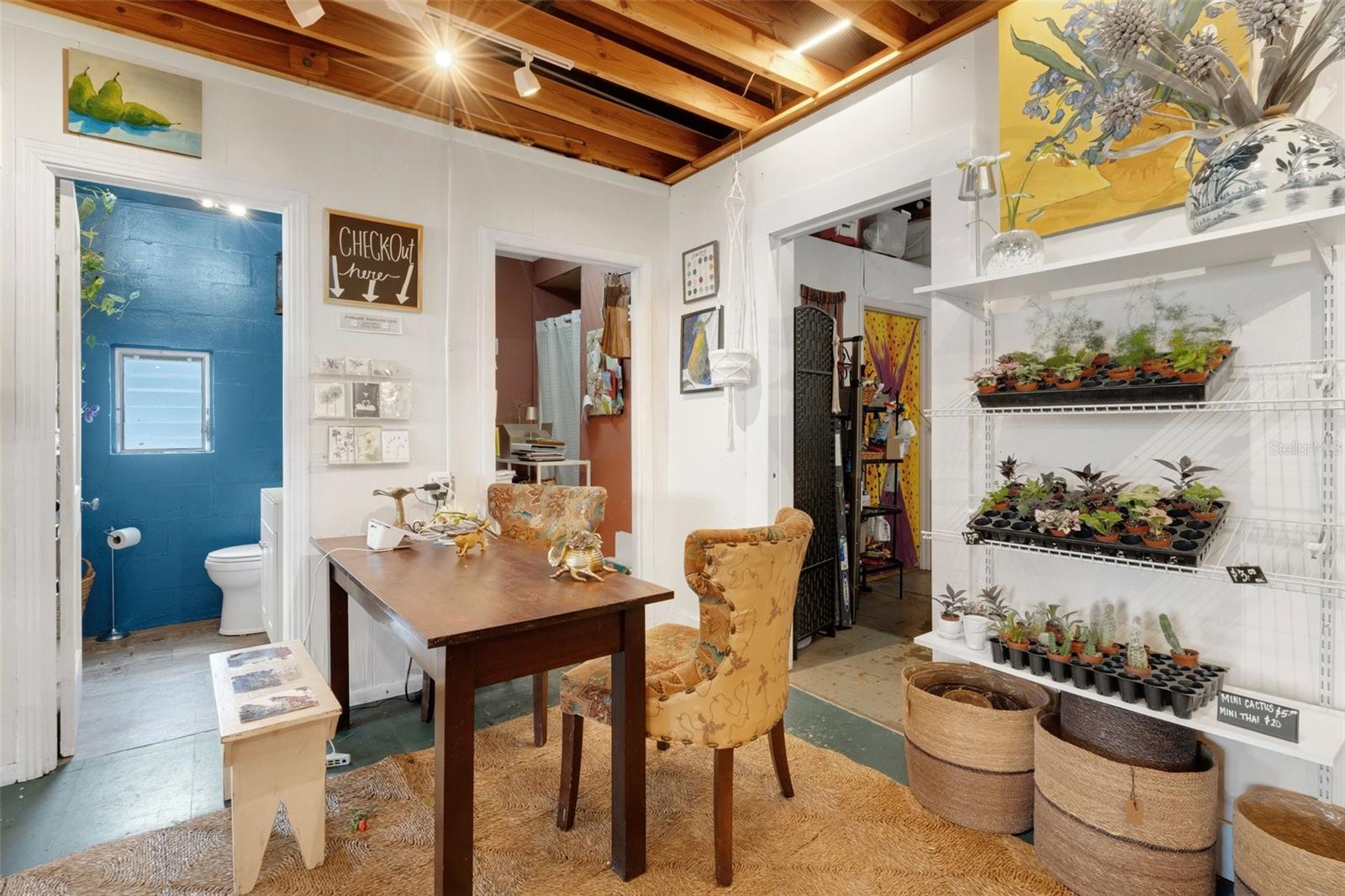 CLEVELAND HEIGHTS - Commercial Sale