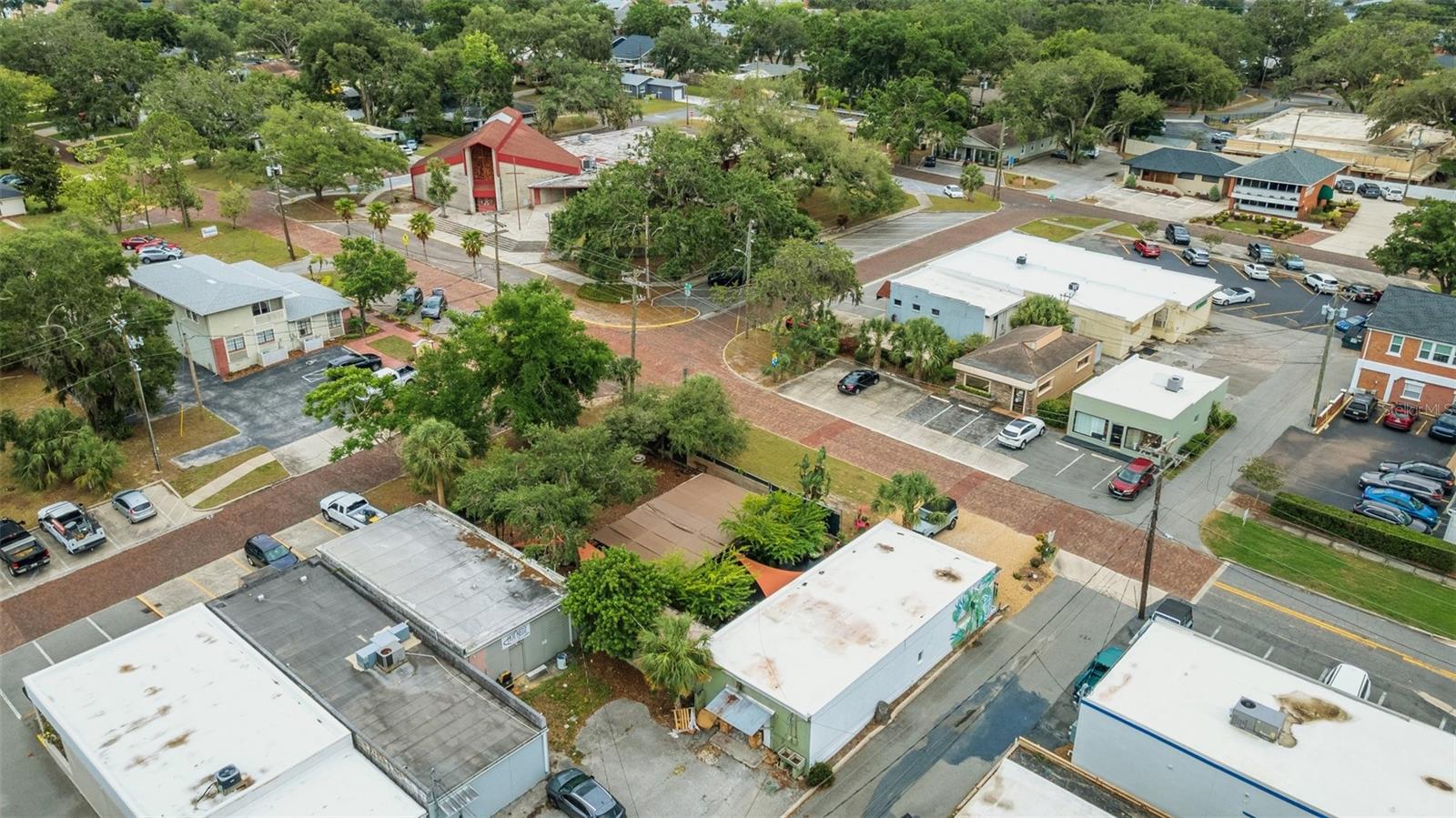 CLEVELAND HEIGHTS - Commercial Sale