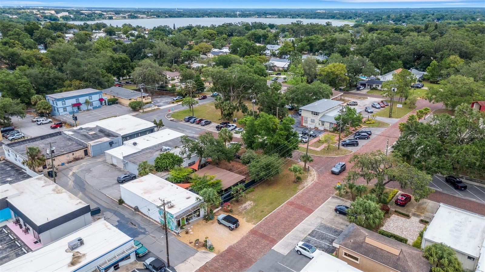 CLEVELAND HEIGHTS - Commercial Sale