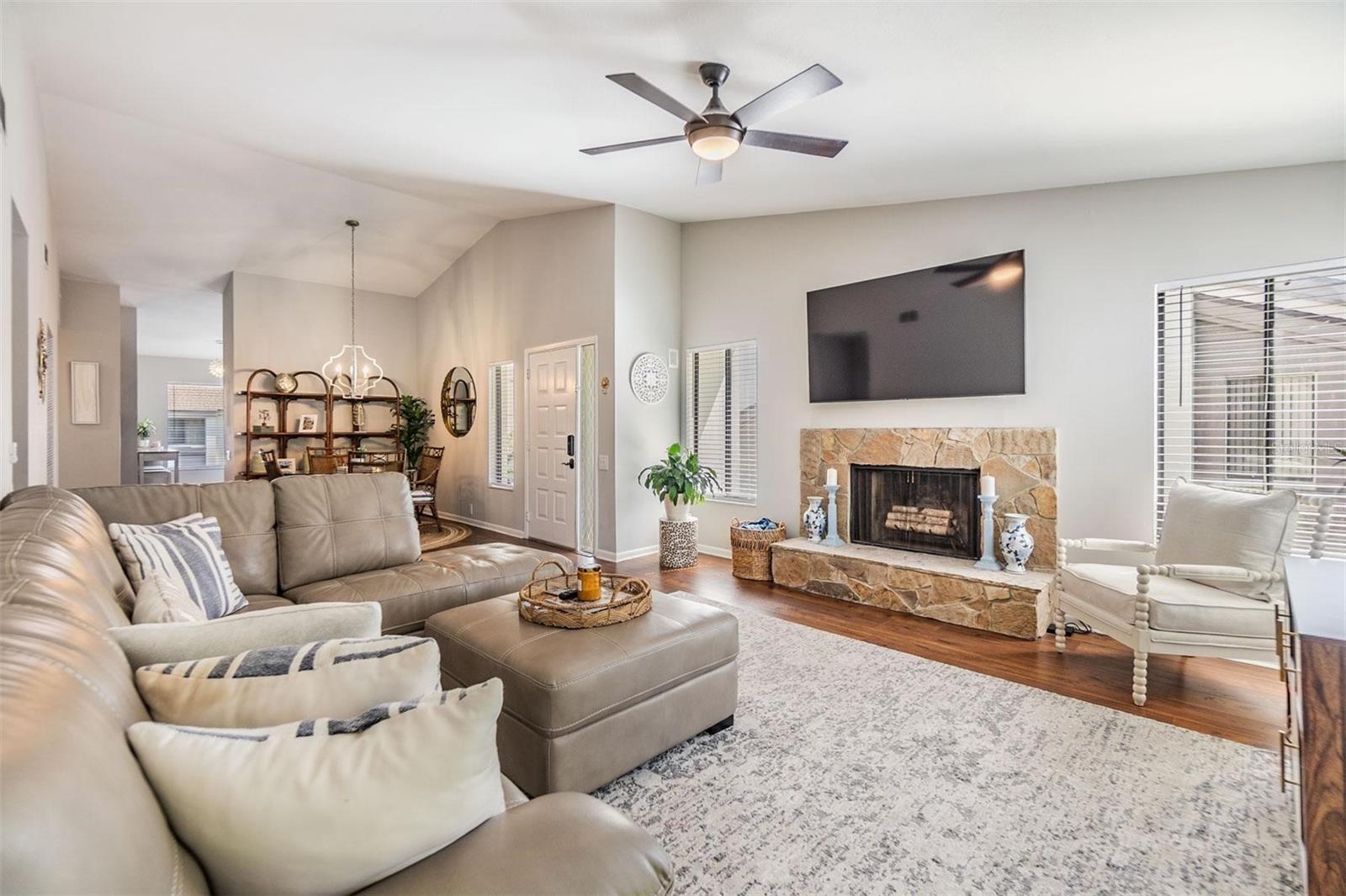 1837 LAKE CYPRESS DRIVE 504