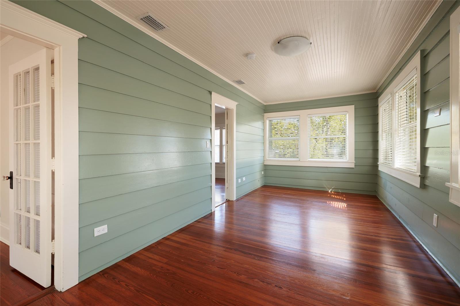 SNELL & HAMLETTS NORTH SHORE ADD - Residential