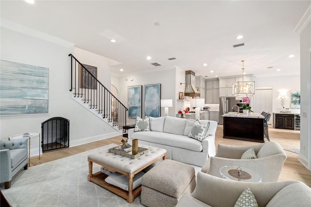 Photo of 607 Stetson Street, Orlando, FL 32804 (MLS # O6351110)