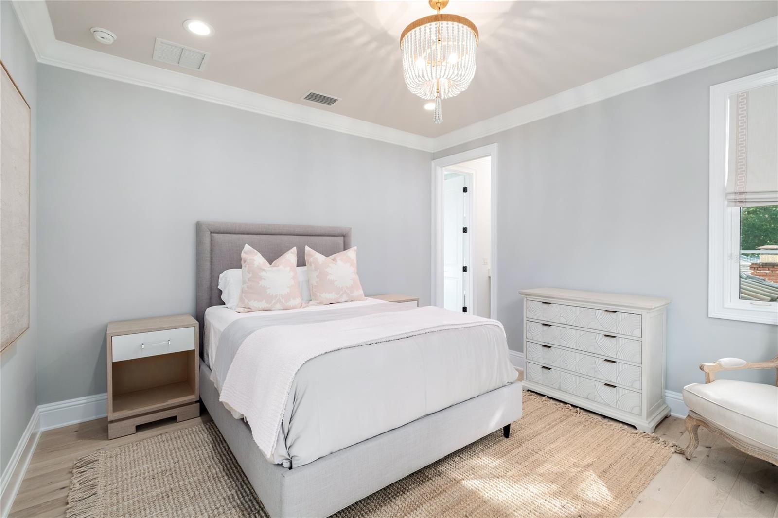 COLLEGE PARK - Residential