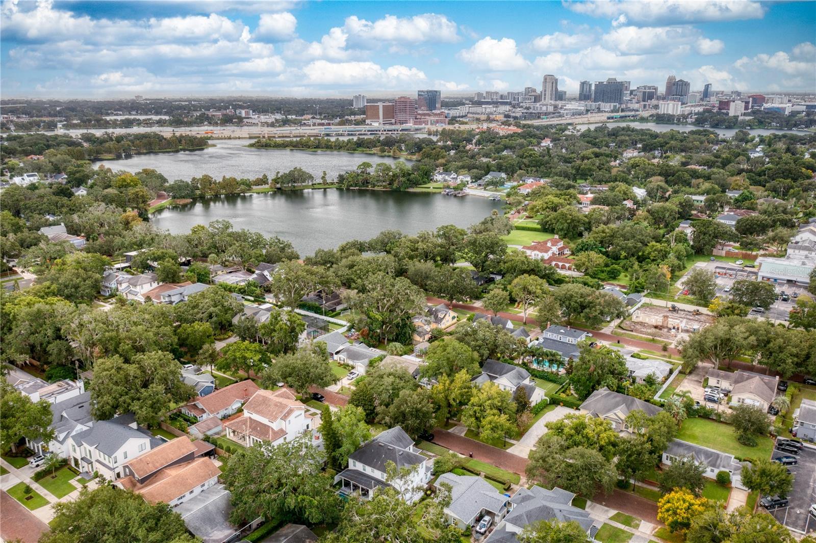COLLEGE PARK - Residential
