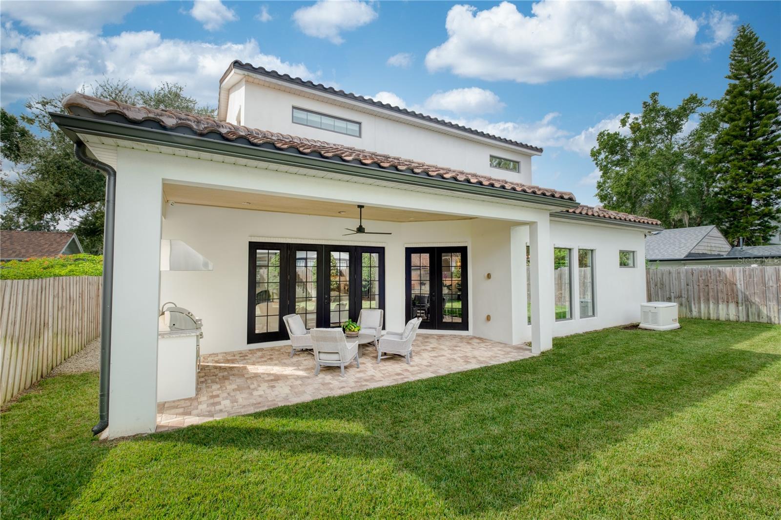 COLLEGE PARK - Residential
