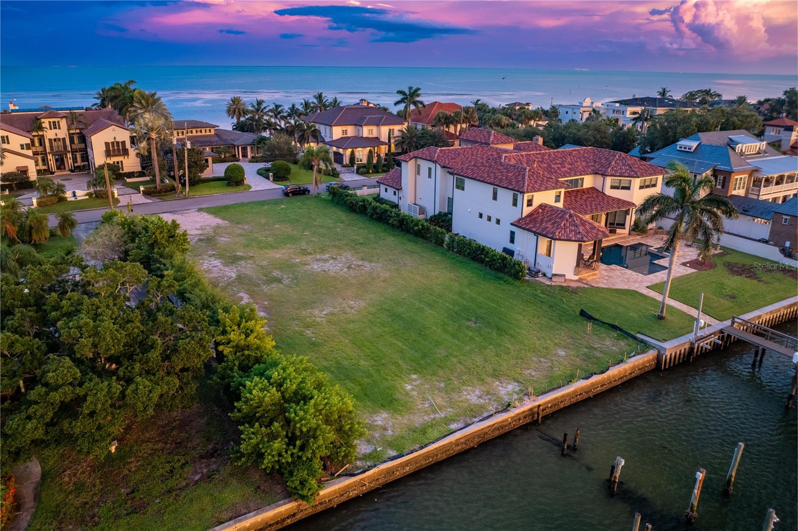 SNELL ISLE BRIGHTWATERS UNIT C BLK 1 - Residential