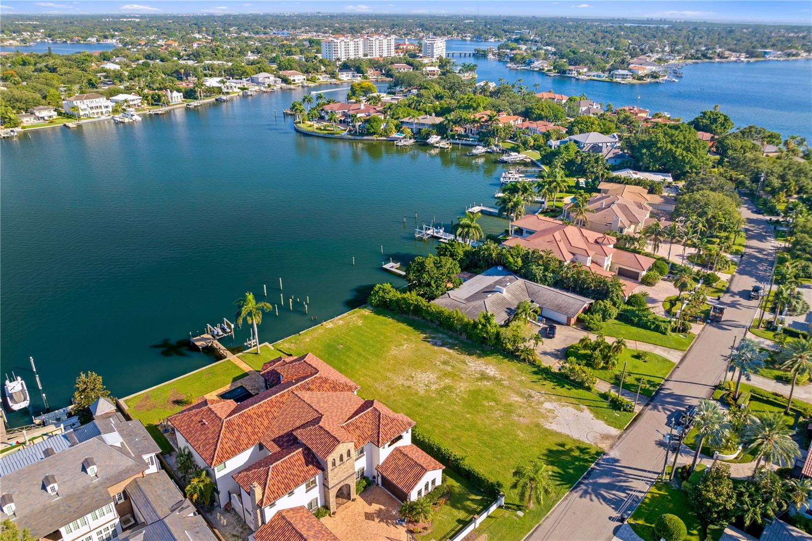 SNELL ISLE BRIGHTWATERS UNIT C BLK 1 - Residential