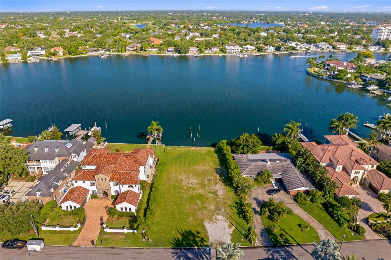 SNELL ISLE BRIGHTWATERS UNIT C BLK 1 - Residential
