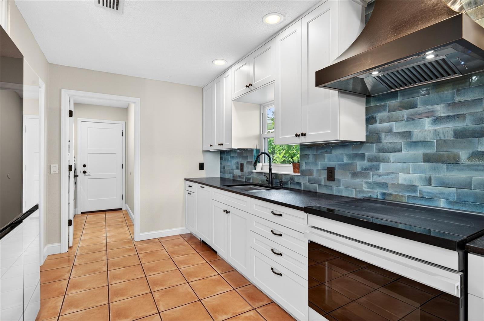 BAY CREST PARK UNIT 12 - Residential