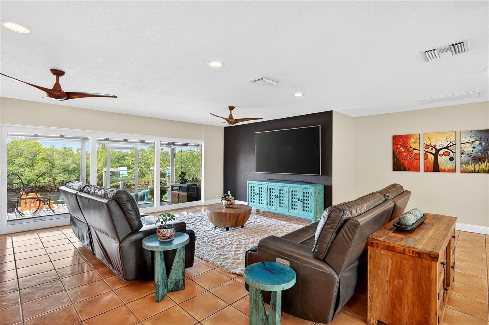 BAY CREST PARK UNIT 12 - Residential