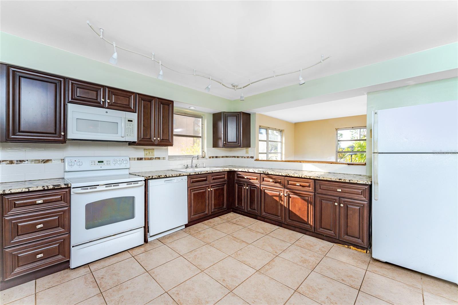 ROTONDA WEST OAKLAND HILLS - Residential