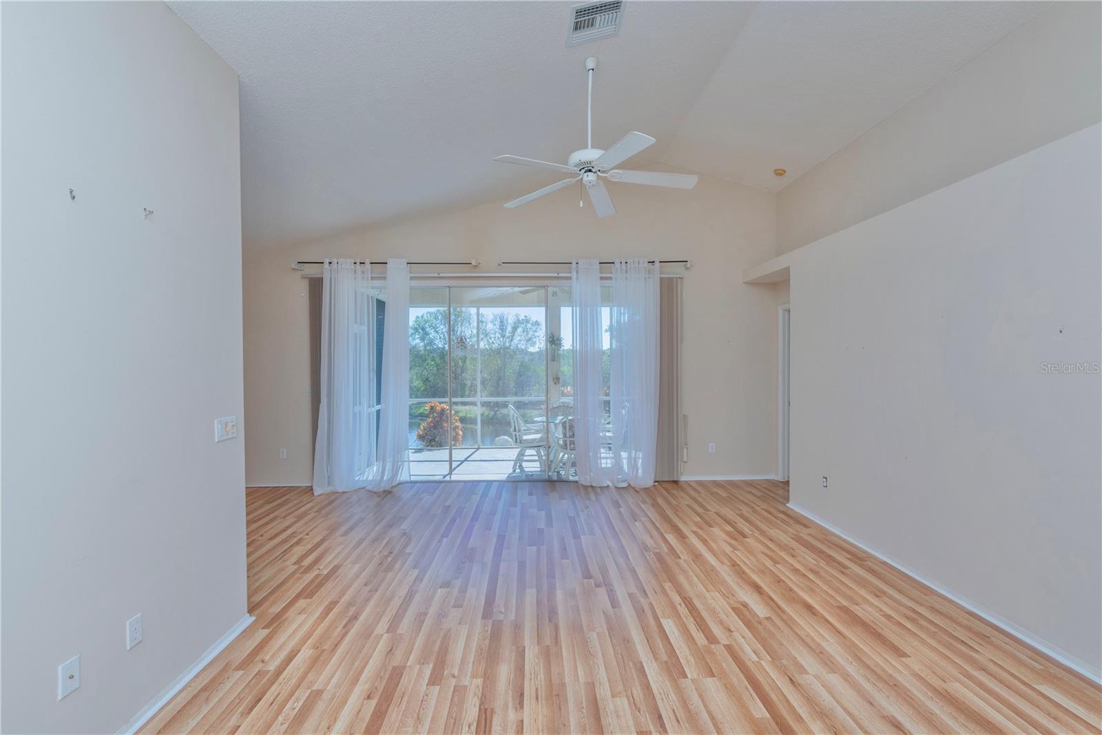 WESTWINDS PH I - Residential