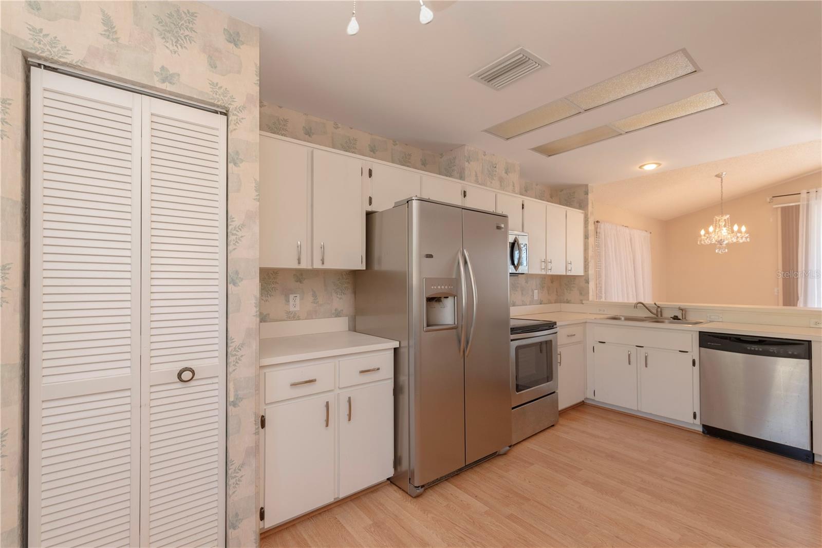 WESTWINDS PH I - Residential