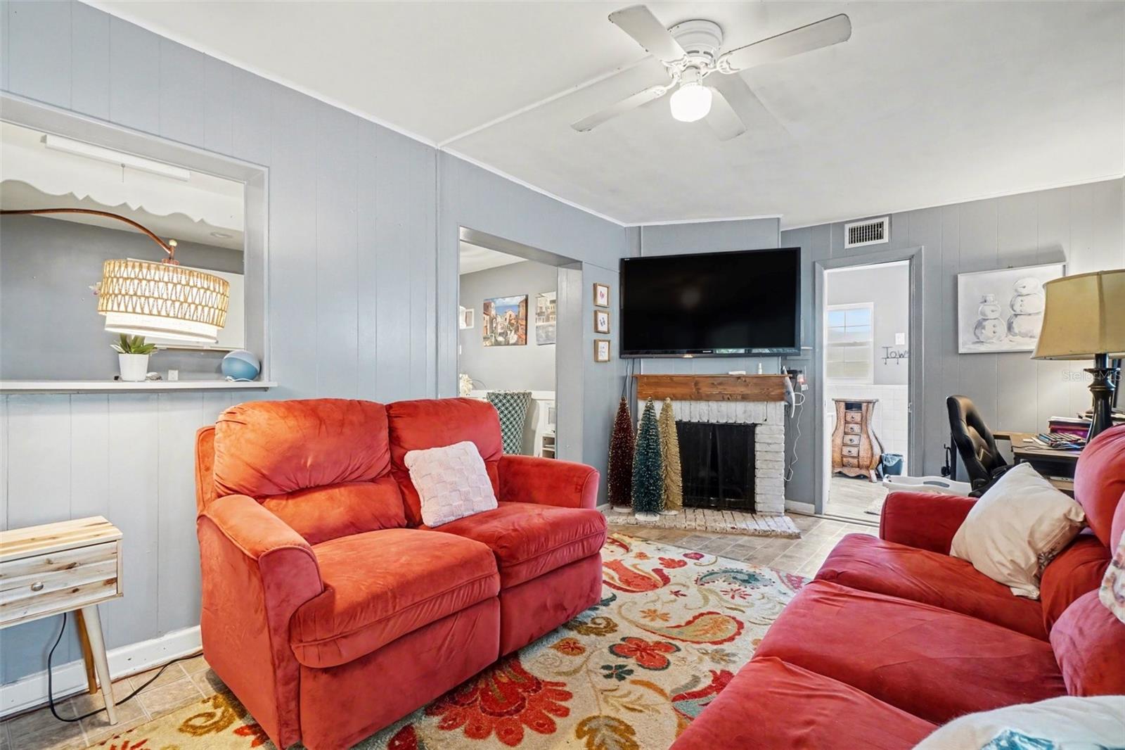 LAKE RIDGE PARK - Residential