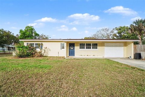 Photo of 2300 Lake Road, Fern Park, FL 32730 (MLS # O6392956)