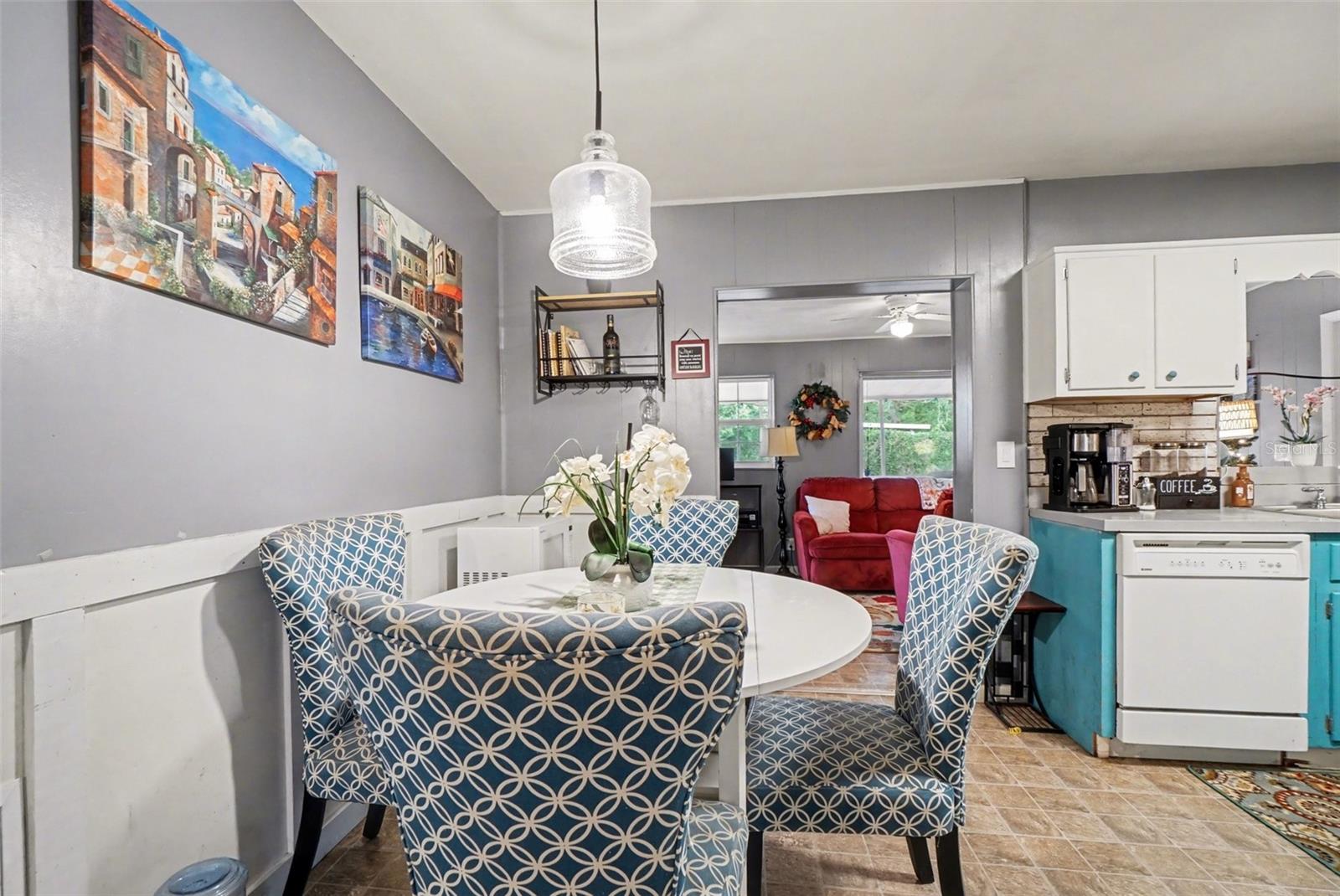 LAKE RIDGE PARK - Residential