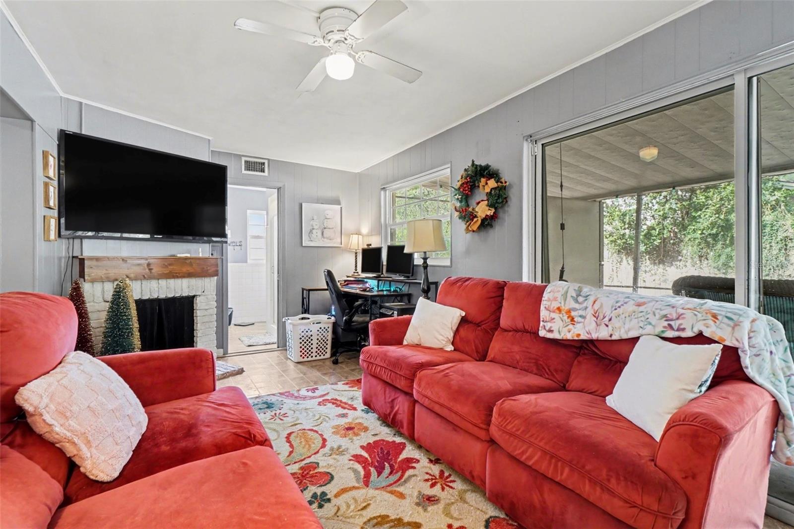 LAKE RIDGE PARK - Residential