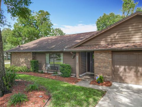 A home in LONGWOOD