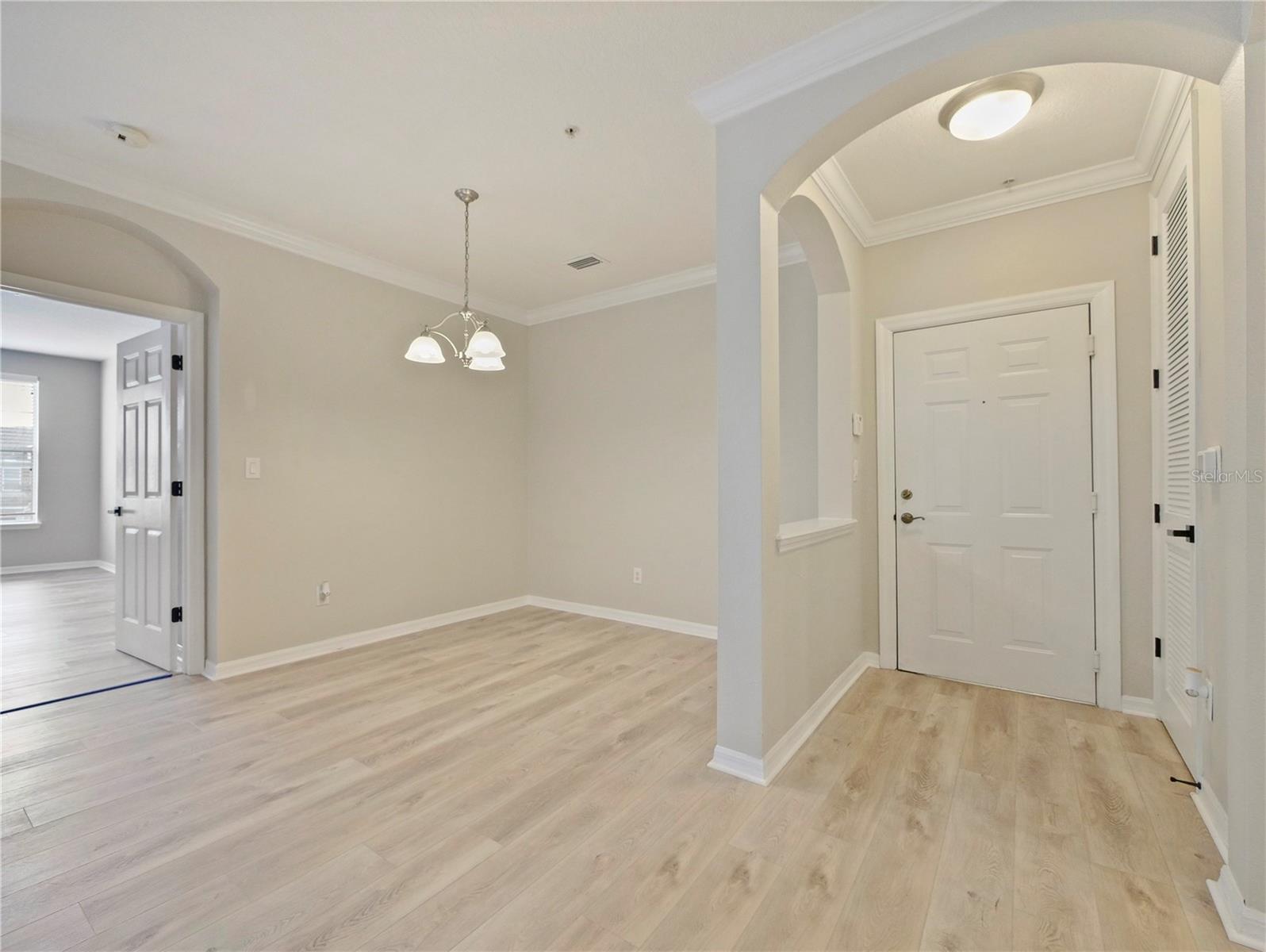 LAKESIDE/LKS/WINDERMERE PH 9 - Residential