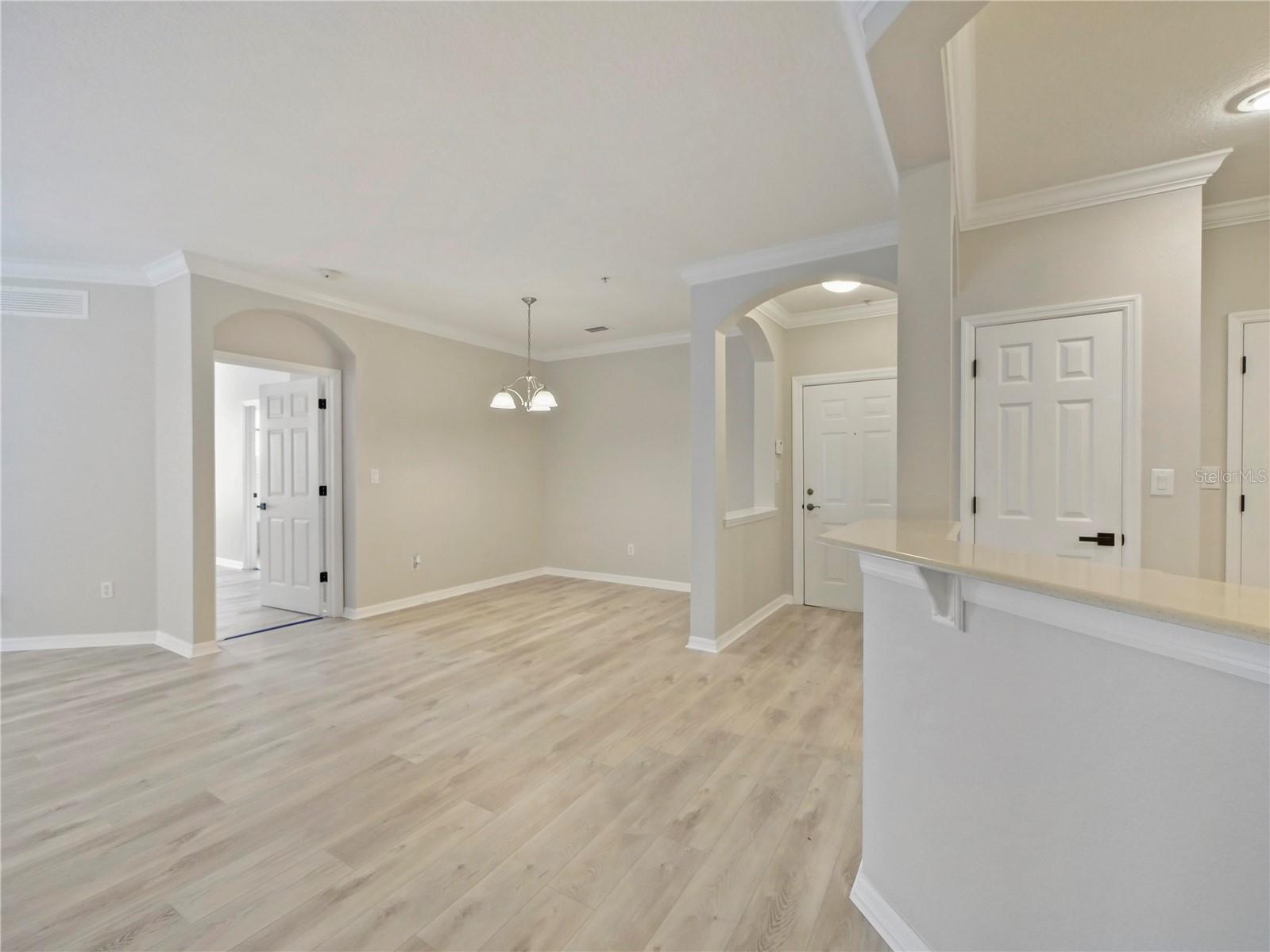 LAKESIDE/LKS/WINDERMERE PH 9 - Residential