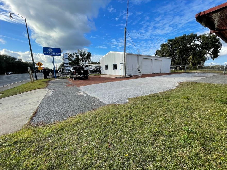 Offered for LEASE- $2,000 per month + sales tax. 1,500+/- SF warehouse with small office / retail area, restroom and large fenced in storage yard for trucks or equipment with additional small shed for extra storage. Property sits directly on US Hwy 441 with lighted signage and 75+/- feet of highway frontage. 29,500 FDOT Avg trips per day. Located in the city of Leesburg with city utilities and zoned highway commercial. Formerly a pool business and auto shop. All information is believed accurate and correct but not guaranteed or warranted and subject to change without notice.