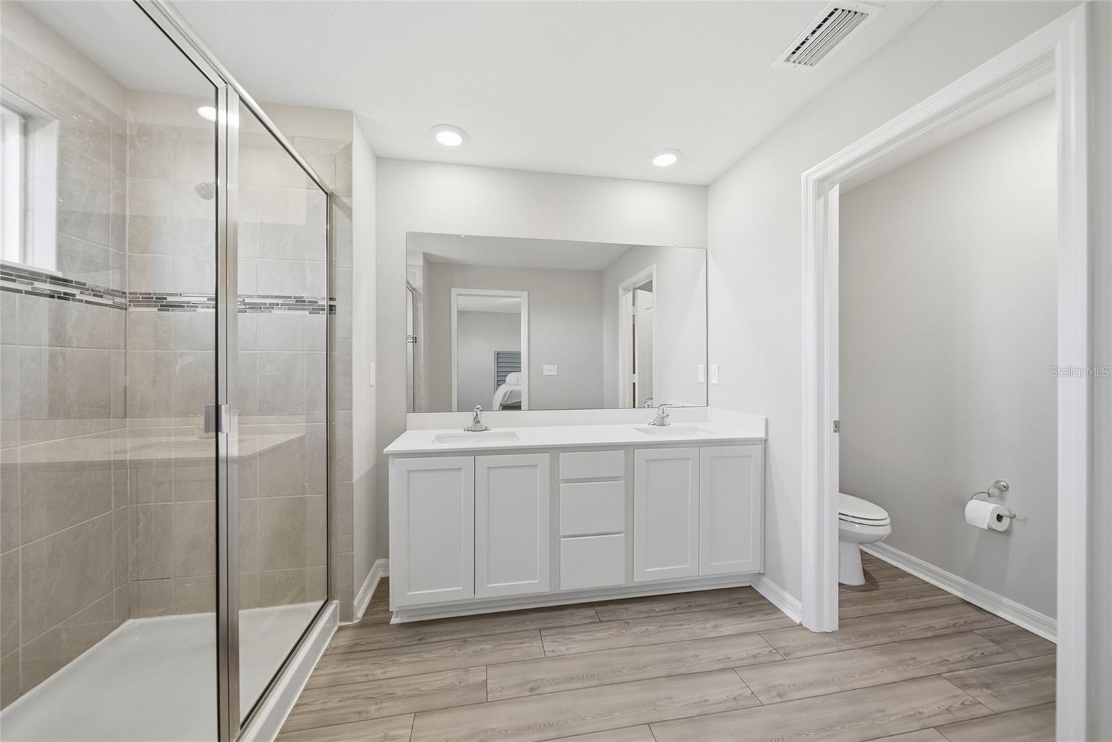 MIRADA - Residential Lease