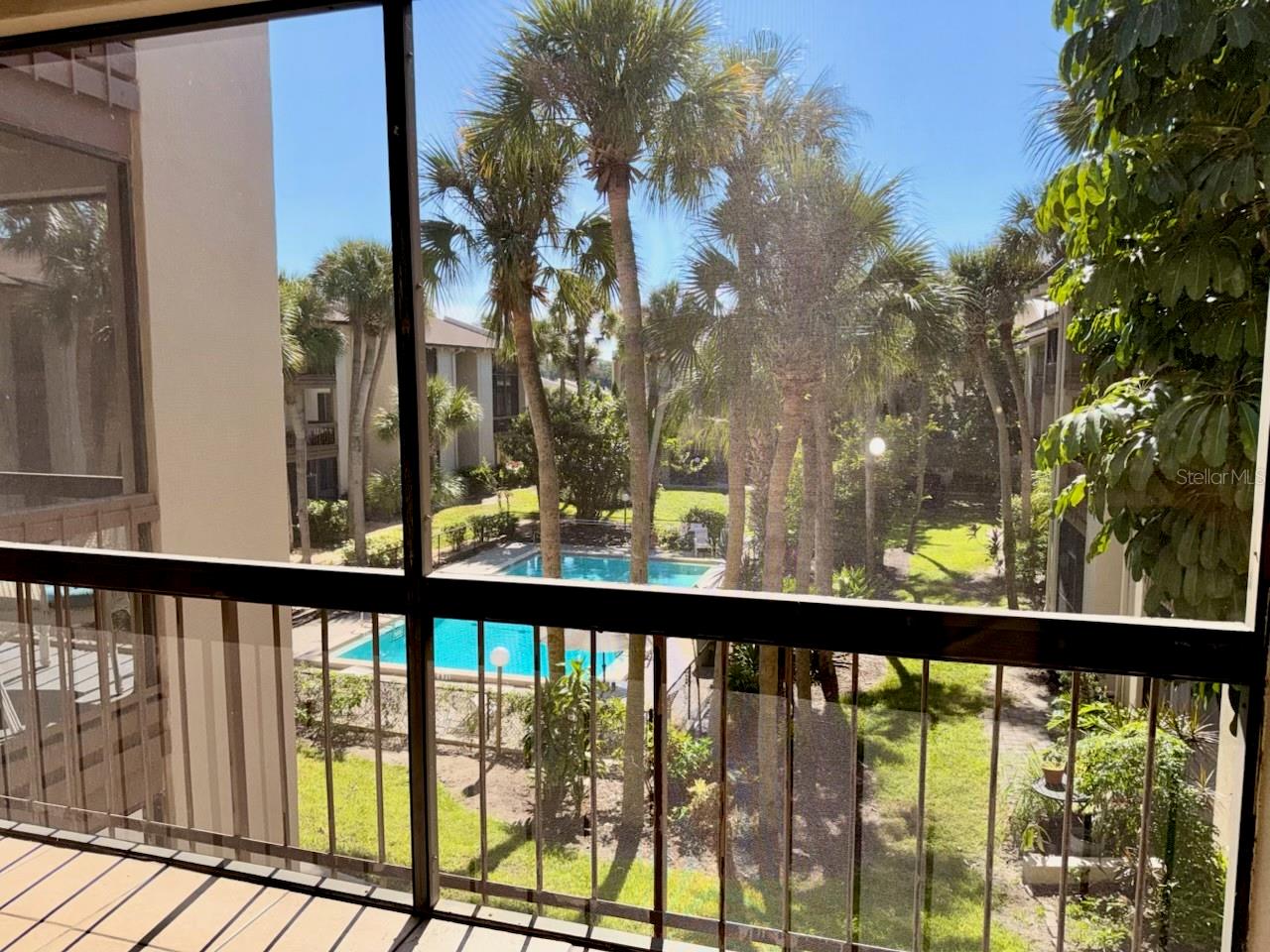 SANDY COVE - Residential Lease