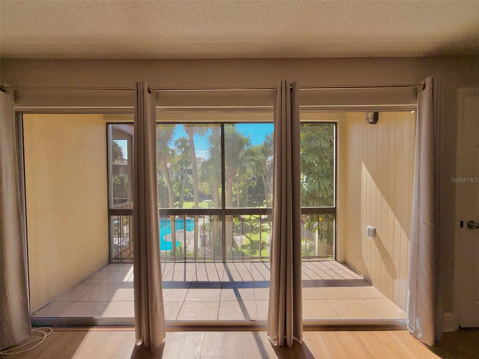 SANDY COVE - Residential Lease